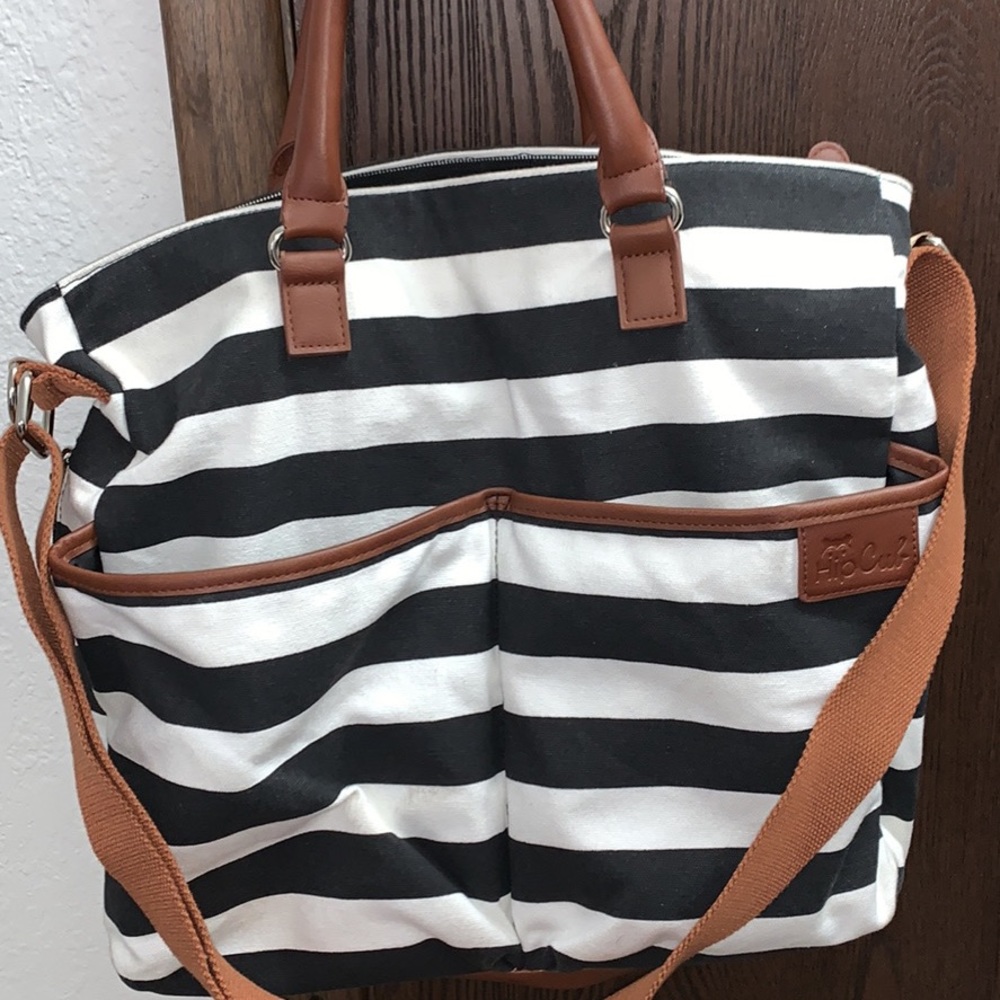 Hip cub diaper bag